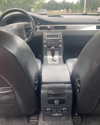 Volvo V70 cena 23900 przebieg: 298000, rok produkcji 2007 z Annopol małe 137